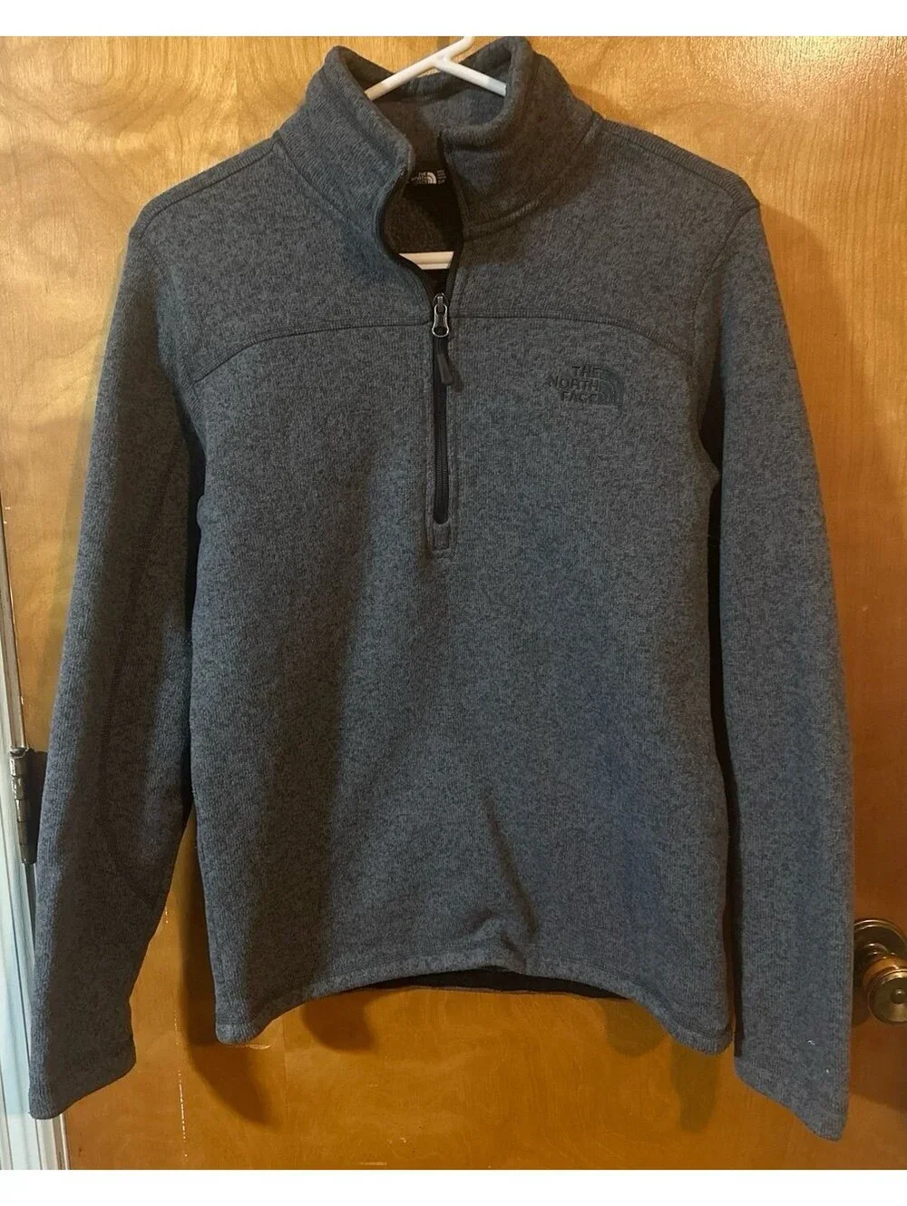 The North Face 1/3 zip pullover size small